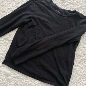 Black long sleeve t shirt